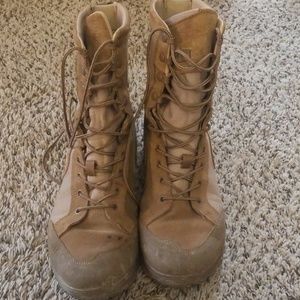 5.11 recon desert boots